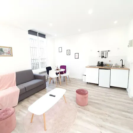 Sweet Apartmanhotel 2*